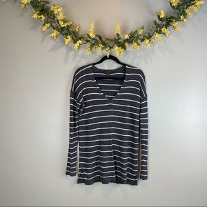 A pea in the pod knit sweater